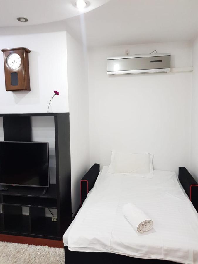 1St Floor National Arena Monza Studio Bucharest Luaran gambar